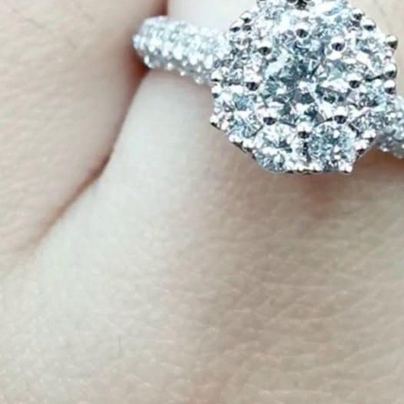 A round diamond ring in 18K Japan gold.