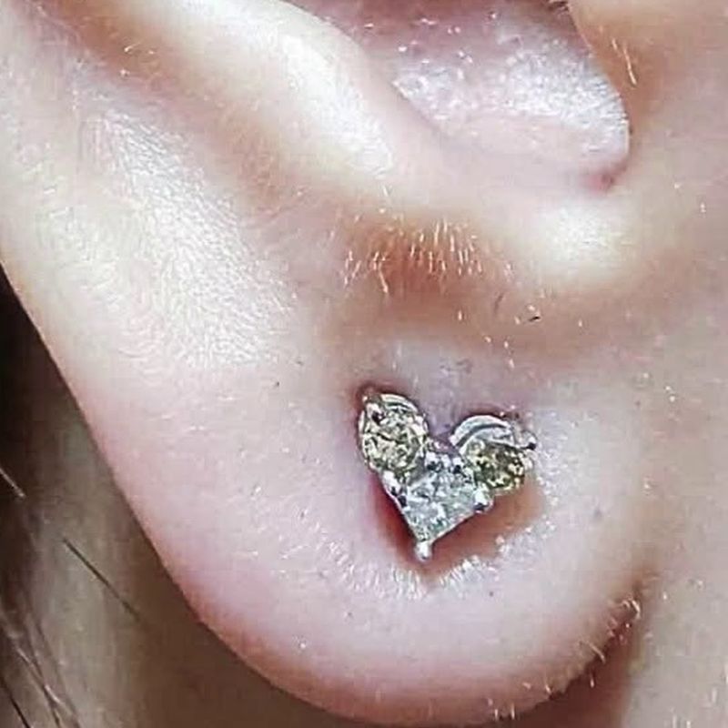Pointed Heart Earrings - natural diamonds in 18K Hong Kong gold.